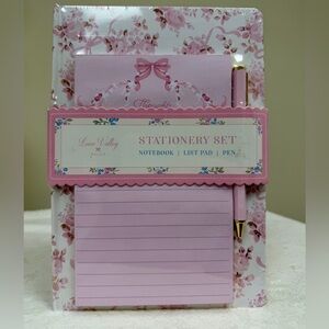 Loire Valley Maison Stationery Set